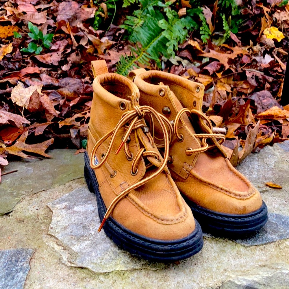 Acme kids leather shoes. Youth 4.5.